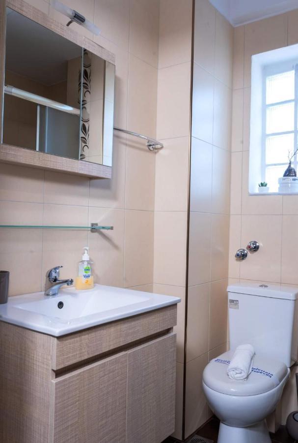 Beautiful & Modern Apartment In Thessaloniki Buitenkant foto